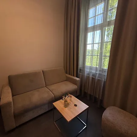 Hotel Schlosshotel Gruenwald 4*