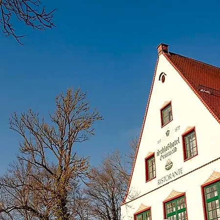 Schlosshotel Gruenwald 호텔 4*