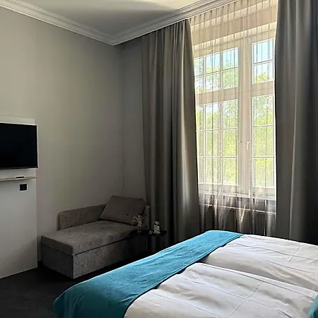 Schlosshotel Gruenwald 호텔 그룬발트