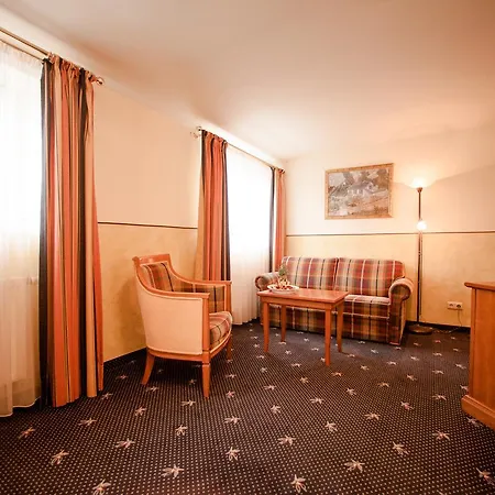 Schlosshotel Grünwald 4*