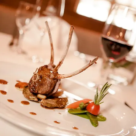 Schlosshotel Gruenwald Hotel Grünwald