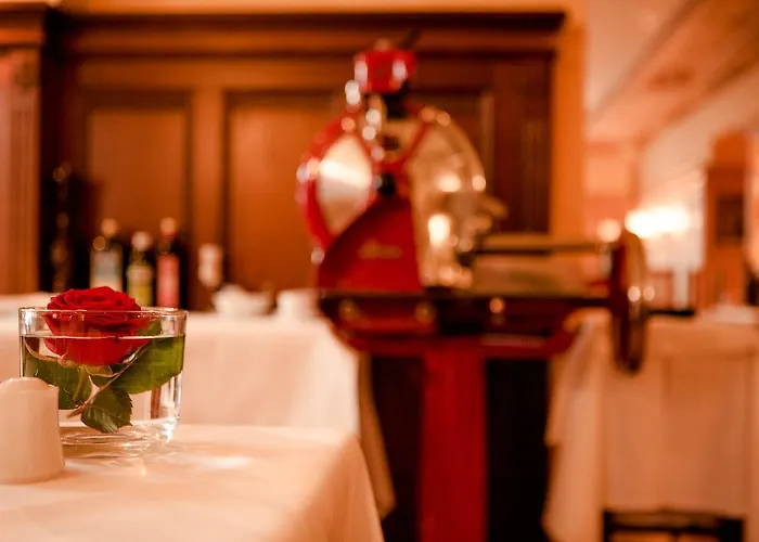 Hotel Schlosshotel Gruenwald 4*