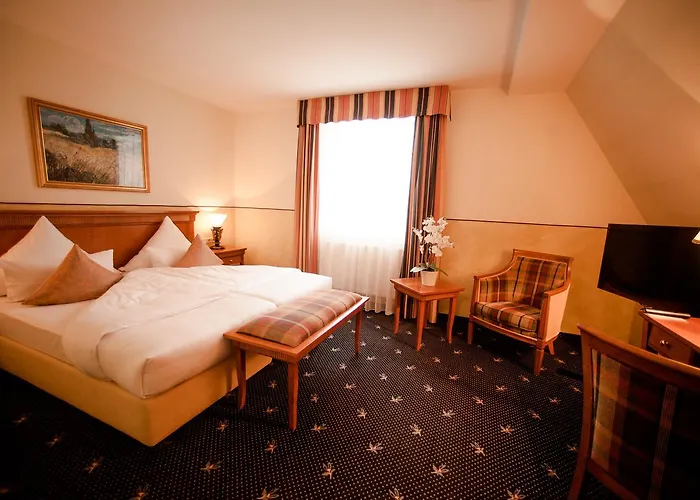 Schlosshotel Gruenwald 4*
